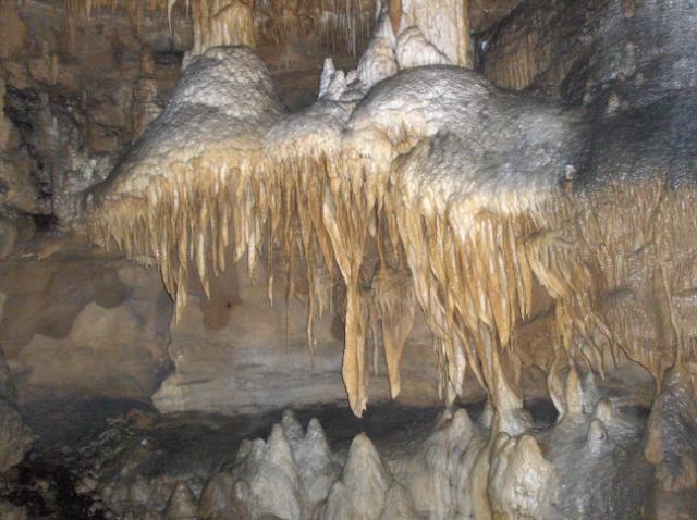 cave2.jpg